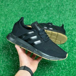 Adidas Originals Swift Run Low Top Mens Running Shoe Black Gum DB3603 NEW Multi
